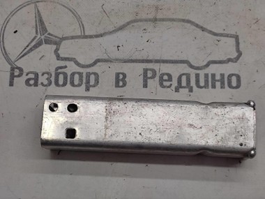 Кронштейн крепления бампера MERCEDES-BENZ C-класс W205/S205/C205/A205 (2014 - 2018) — Разборка Мерседес