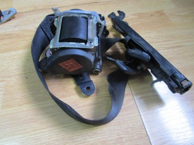 Ремень безопасности задний левый MERCEDES-BENZ E-класс W210/S210 рестайлинг (1999 - 2003) — Разборка Мерседес