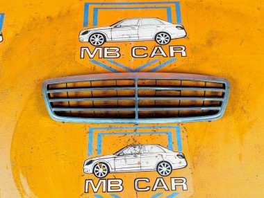 Решетка радиатора MERCEDES-BENZ C-класс W203/S203/CL203 рестайлинг (2004 - 2008) C 220 CDI 2.2 AT (150 л.с.) &mdash; Разборка Мерседес