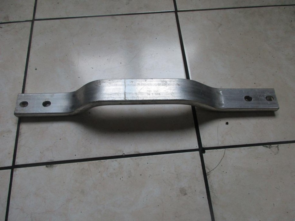 Усилитель пола MERCEDES-BENZ C-класс W205/S205/C205/A205 (2014 - 2018) фото 1 — Разборка Мерседес