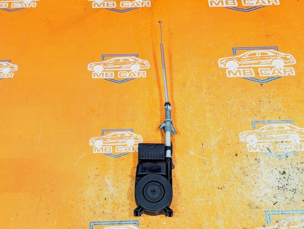 Антенна MERCEDES-BENZ E-класс W124/S124/C124/A124 (1984 - 1997) фото 1 &mdash; Разборка Мерседес