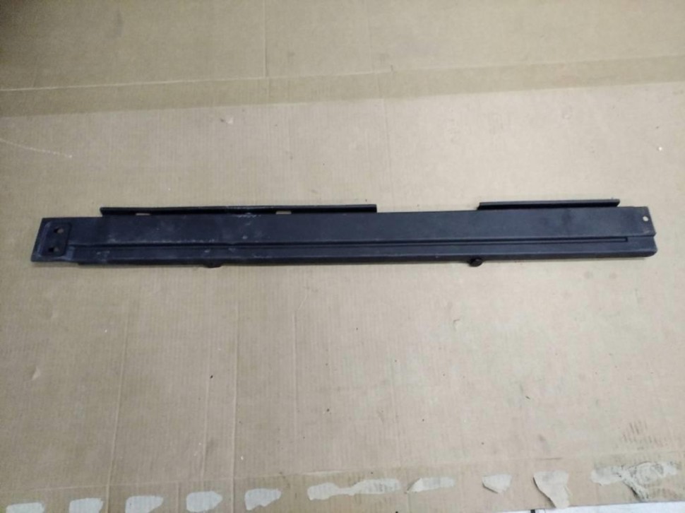 Накладка MERCEDES-BENZ GLE-класс AMG W166 (2015 - 2019) фото 1 — Разборка Мерседес