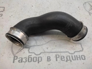 Патрубок интеркулера MERCEDES-BENZ C-класс W203/S203/CL203 (2000 - 2004) — Разборка Мерседес
