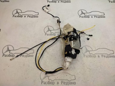Замок двери передней правой MERCEDES-BENZ SL-класс R230 (2001 - 2006) — Разборка Мерседес