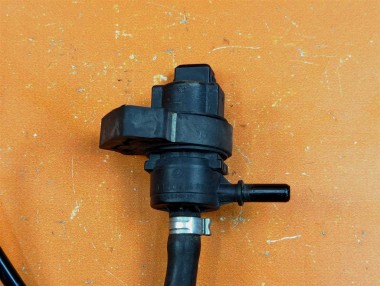 Клапан вентиляции MERCEDES-BENZ M-класс AMG W163 рестайлинг (2001 - 2005) — Разборка Мерседес