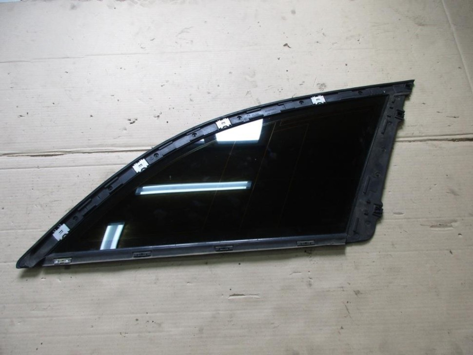 Стекло боковое MERCEDES-BENZ E-класс W211/S211 (2002 - 2006) фото 1 — Разборка Мерседес