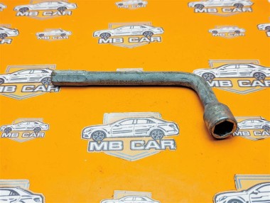 Ключ балонный MERCEDES-BENZ S-класс W220 рестайлинг (2002 - 2005) — Разборка Мерседес