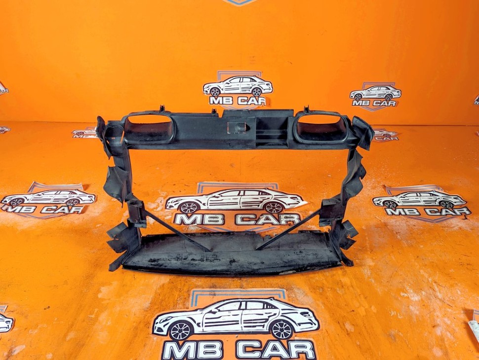 Кожух радиатора MERCEDES-BENZ CLK-класс C209/A209 (2002 - 2005) фото 1 &mdash; Разборка Мерседес