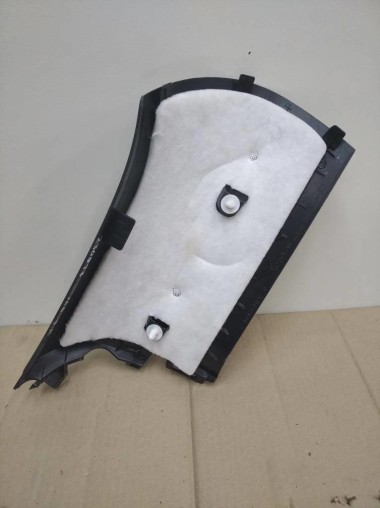 Накладка задней стойки MERCEDES-BENZ GLE-класс W166 (2015 - 2018) — Разборка Мерседес