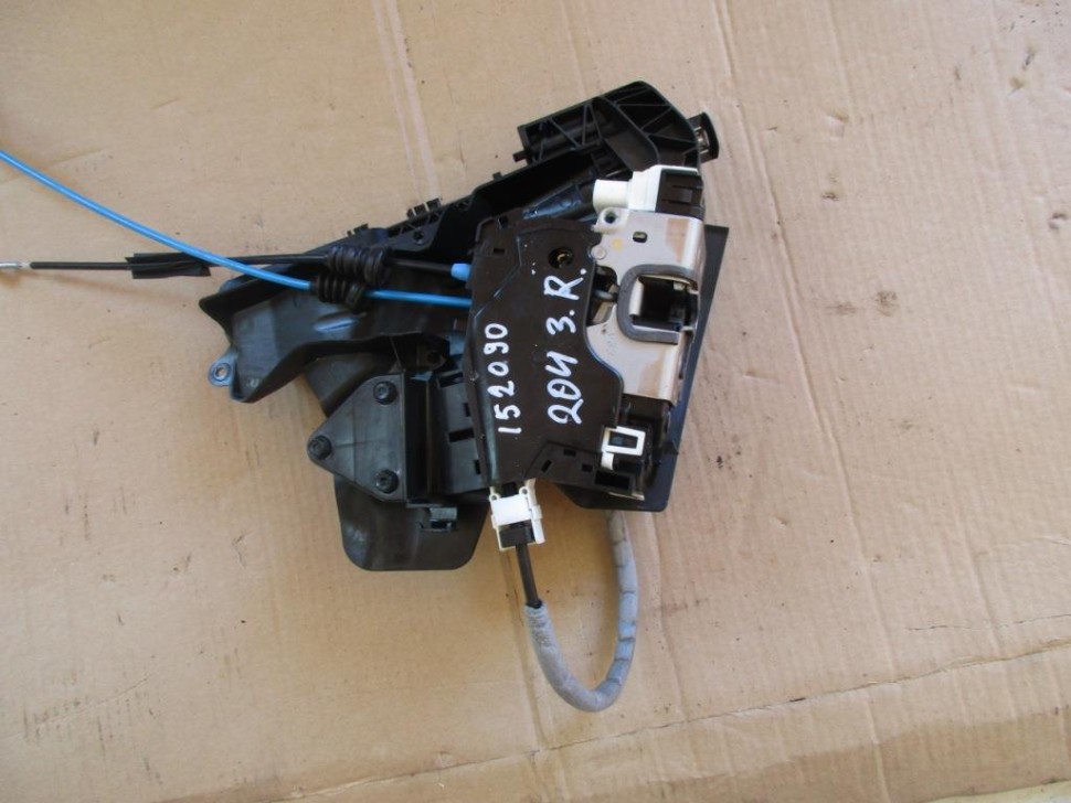 Замок двери задней правой MERCEDES-BENZ C-класс AMG W204/S204/С204 рестайлинг (2011 - 2015) фото 1 — Разборка Мерседес