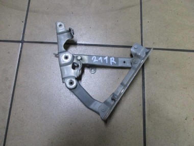 Петля капота MERCEDES-BENZ E-класс W211/S211 (2002 - 2006) — Разборка Мерседес