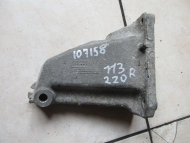 Лапа правая MERCEDES-BENZ S-класс W220 (1998 - 2005) — Разборка Мерседес