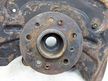 Кулак поворотный передний правый MERCEDES-BENZ M-класс W164 (2005 - 2008) — Разборка Мерседес