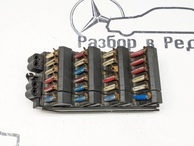 Блок предохранителей MERCEDES-BENZ W124 W124/S124/C124/A124 (1984 - 1993) — Разборка Мерседес