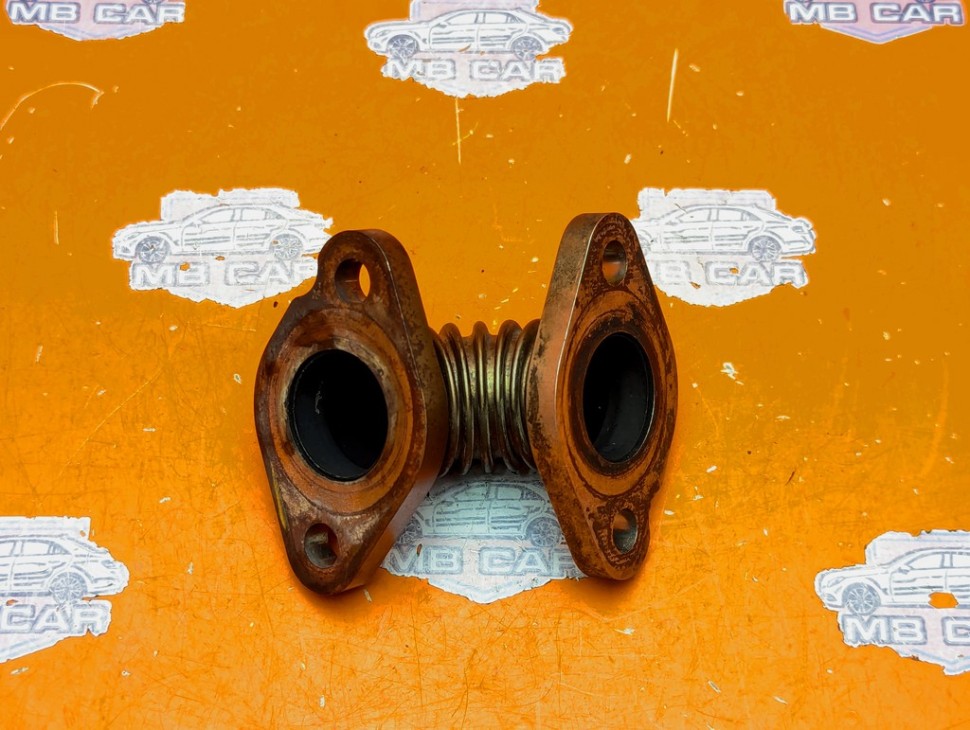 Трубка рециркуляции ОГ MERCEDES-BENZ M-класс W164 (2005 - 2008) фото 1 &mdash; Разборка Мерседес