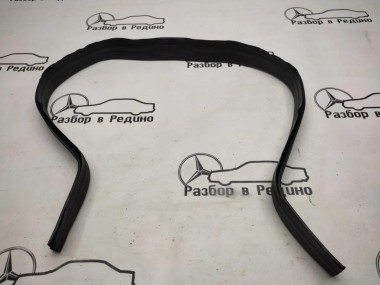 Уплотнитель моторного отсека MERCEDES-BENZ CLS-класс C218/X218 (2010 - 2014) — Разборка Мерседес