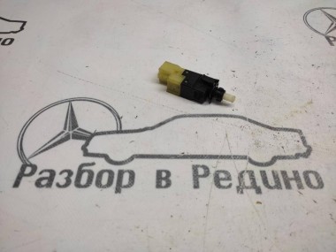 Выключатель стоп-сигнала MERCEDES-BENZ V-класс W639 (2003 - 2014) — Разборка Мерседес