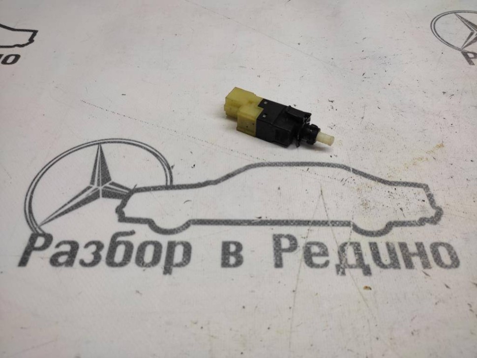 Выключатель стоп-сигнала MERCEDES-BENZ V-класс W639 (2003 - 2014) фото 1 — Разборка Мерседес