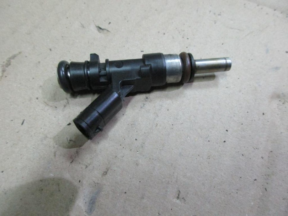 Форсунка БЕНЗИН MERCEDES-BENZ C-класс AMG W204/S204/С204 рестайлинг (2011 - 2015) фото 1 — Разборка Мерседес