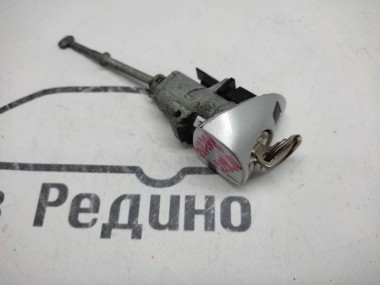 Личинки дверей MERCEDES-BENZ CLS-класс C219 (2004 - 2008) — Разборка Мерседес