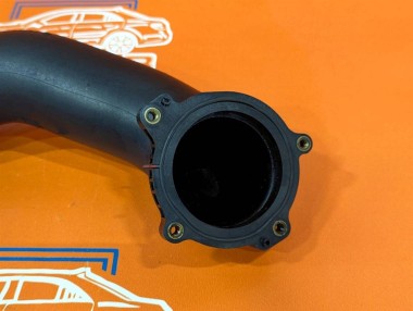 Патрубок воздушный MERCEDES-BENZ E-класс W212/S212/C207/A207 (2009 - 2013) — Разборка Мерседес