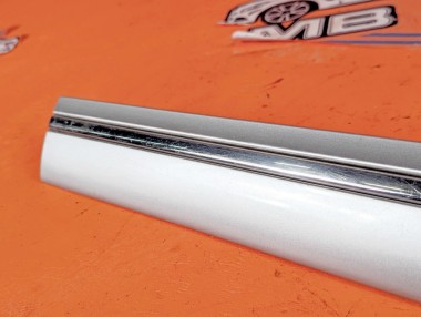 Молдинг двери MERCEDES-BENZ E-класс W210/S210 рестайлинг (1999 - 2003) &mdash; Разборка Мерседес