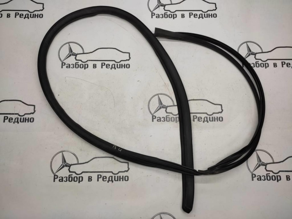 Уплотнитель крыши MERCEDES-BENZ S-класс W220 рестайлинг (2002 - 2005) фото 1 — Разборка Мерседес