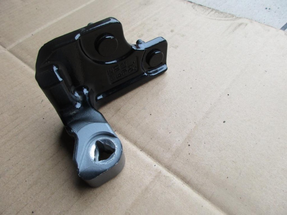 Петля двери MERCEDES-BENZ C-класс W205/S205/C205/A205 (2014 - 2018) фото 1 &mdash; Разборка Мерседес