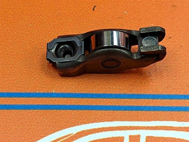 Коромысло клапана ГРМ MERCEDES-BENZ M-класс W164 (2005 - 2008) — Разборка Мерседес