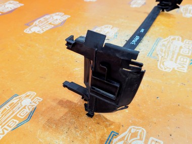 Кожух радиатора MERCEDES-BENZ S-класс W221 (2005 - 2009) — Разборка Мерседес