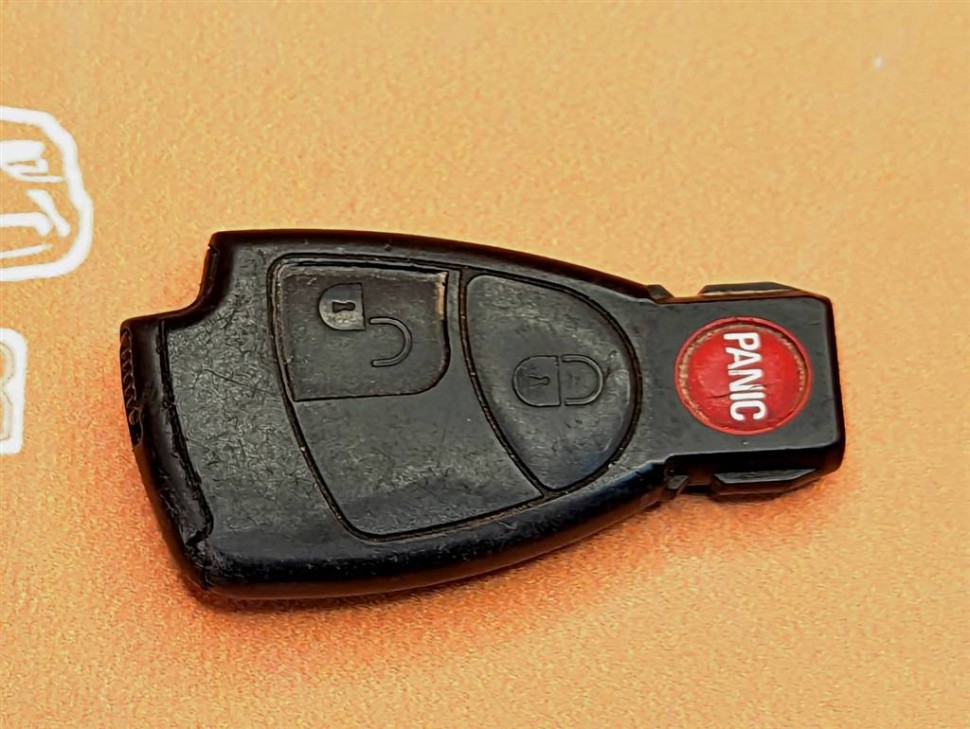 Ключ зажигания MERCEDES-BENZ M-класс W164 (2005 - 2008) фото 1 &mdash; Разборка Мерседес