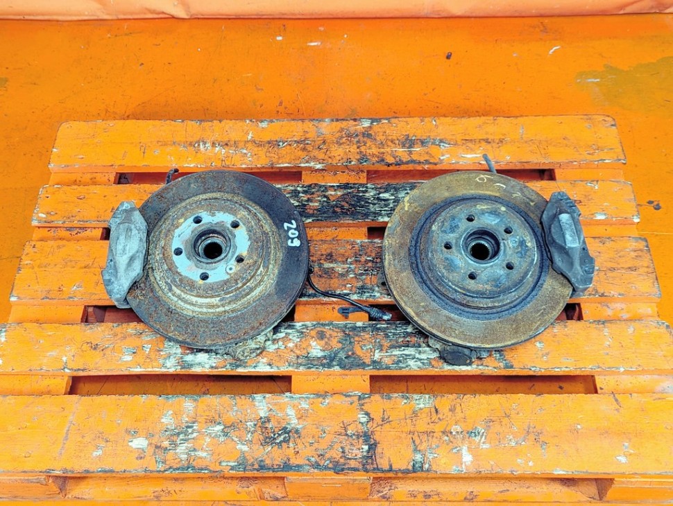 Комплект тормозов MERCEDES-BENZ M-класс W163 рестайлинг (2001 - 2005) фото 1 &mdash; Разборка Мерседес