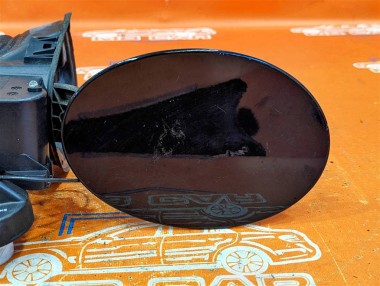 Лючок топливного бака MERCEDES-BENZ M-класс W164 (2005 - 2008) — Разборка Мерседес