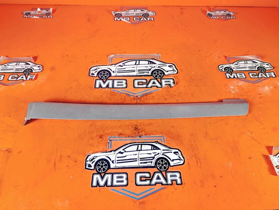 Крышка шины сдвижной двери MERCEDES-BENZ V-класс W639 (2003 - 2014) фото 1 &mdash; Разборка Мерседес