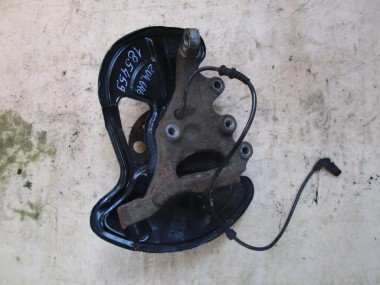Кулак поворотный передний правый MERCEDES-BENZ C-класс W204/S204 (2006 - 2011) — Разборка Мерседес