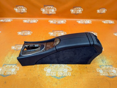 Подлокотник MERCEDES-BENZ E-класс W211/S211 (2002 - 2006) — Разборка Мерседес