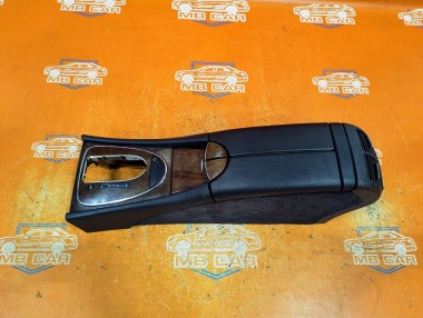 Подлокотник MERCEDES-BENZ E-класс W211/S211 (2002 - 2006) — Разборка Мерседес