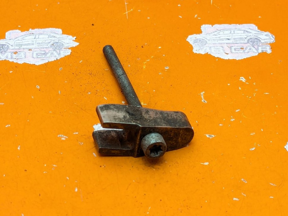 Кронштейн крепления форсунок MERCEDES-BENZ Sprinter W906 (2006 - 2019) фото 1 &mdash; Разборка Мерседес