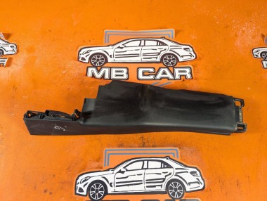 Накладка средней стойки MERCEDES-BENZ V-класс W447 (2014 - 2025) &mdash; Разборка Мерседес