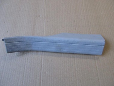 Накладка порога внутренняя MERCEDES-BENZ C-класс W204/S204 (2006 - 2011) — Разборка Мерседес