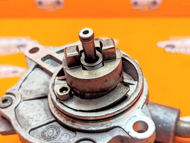 Насос вакуумный MERCEDES-BENZ E-класс W210/S210 рестайлинг (1999 - 2003) — Разборка Мерседес