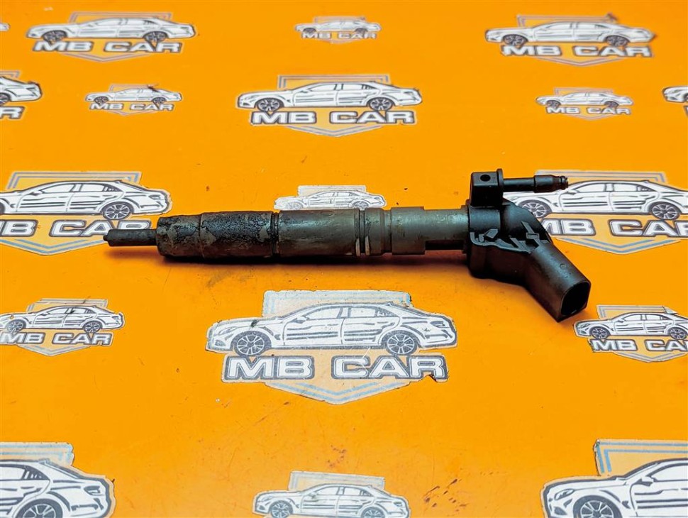 Форсунка ДИЗЕЛЬ MERCEDES-BENZ S-класс W221 (2005 - 2009) фото 1 — Разборка Мерседес