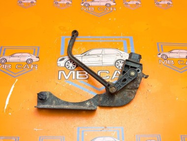 Датчик уровня пола MERCEDES-BENZ C-класс W204/S204/С204 рестайлинг (2011 - 2015) C 180 1.6 7G-Tronic (156 л.с.) &mdash; Разборка Мерседес