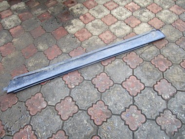 Порог пластиковый правый MERCEDES-BENZ M-класс W163 (1997 - 2001) — Разборка Мерседес