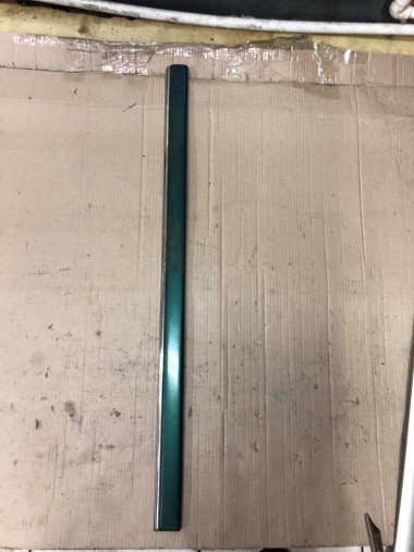 Молдинг двери MERCEDES-BENZ C-класс W202/S202 (1993 - 1997) — Разборка Мерседес