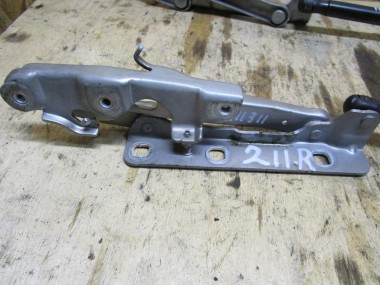 Петля капота MERCEDES-BENZ E-класс W211/S211 рестайлинг (2006 - 2009) — Разборка Мерседес