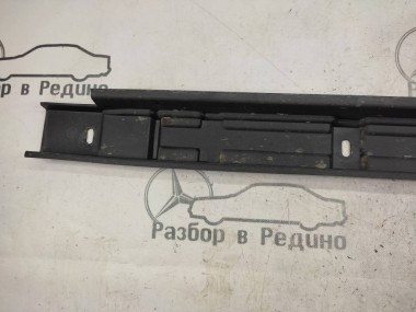 Кронштейн крепления порога MERCEDES-BENZ M-класс W164 (2005 - 2008) — Разборка Мерседес