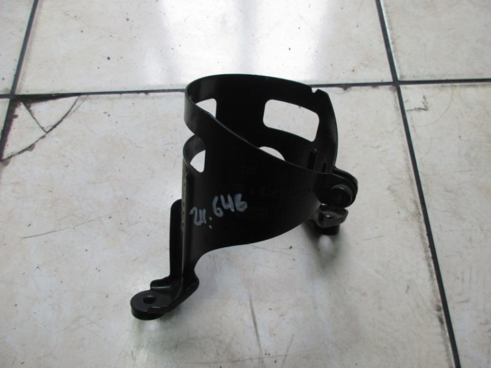 Кронштейн топливного фильтра MERCEDES-BENZ C-класс W203/S203/CL203 (2000 - 2004) фото 1 — Разборка Мерседес