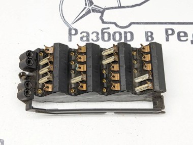 Блок предохранителей MERCEDES-BENZ W124 W124/S124/C124/A124 (1984 - 1993) — Разборка Мерседес