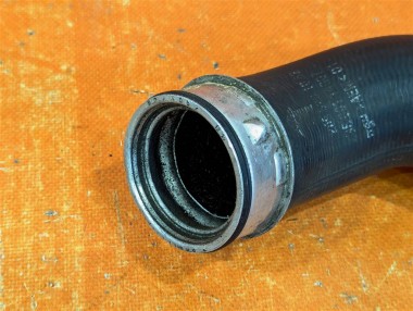 Патрубок интеркулера MERCEDES-BENZ CLK-класс C209/W209 рестайлинг (2005 - 2010) — Разборка Мерседес